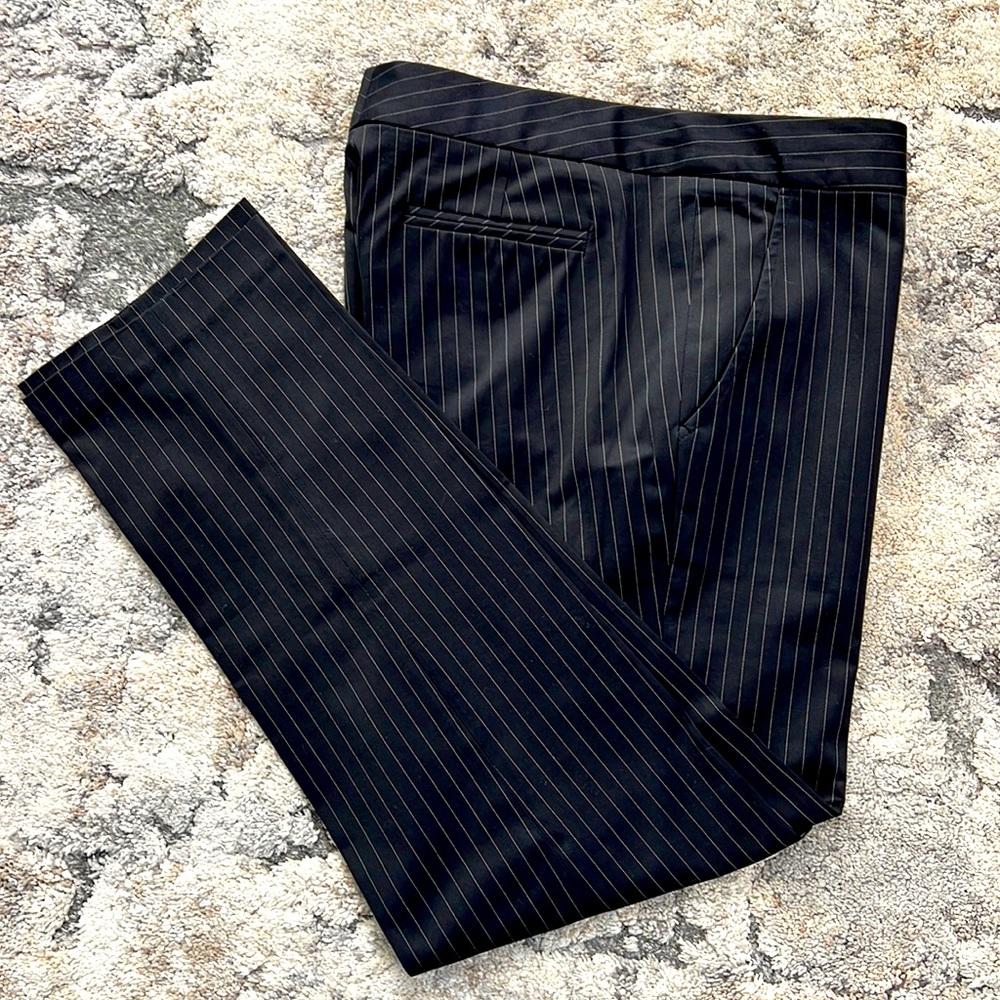 Chaiken ladies pinstripe ankle trouser. Size 6. Freshly dry cleaned. Perfect!